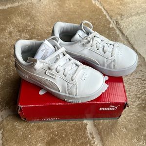 Kids Puma sneaker 11